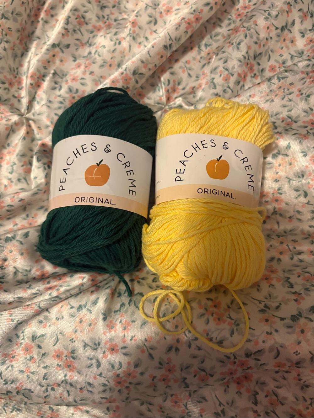 adidas Yellow & Dark Green Peaches & Creme Yarn Duo